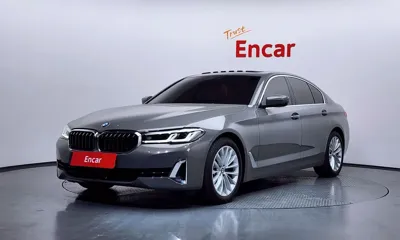 BMW 5-Series · 2022 год