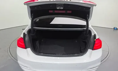 BMW 3-Series 2018, 220245 км, за 11300000 KRW - фото 20