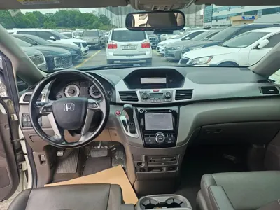 Honda Odyssey 2016, 124819 км, за 13800000 KRW - фото 12