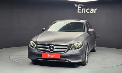 Mercedes-Benz E-Class 2017, 93403 км, за 15490000 KRW