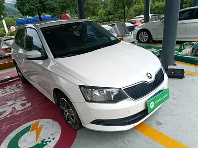 Skoda Fabia 2016, 98100 км, за 25500 CNY