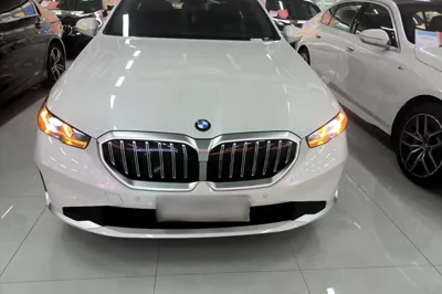 BMW 5 Series 2024, 18400 км, за 272999.65 CNY
