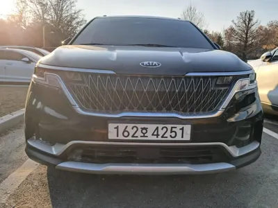 Kia Canival · 2021 год