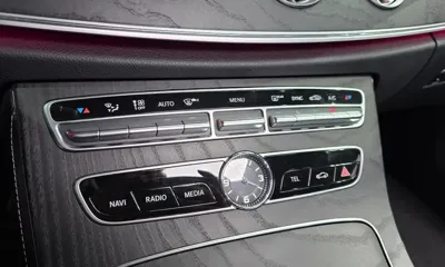 Mercedes-Benz E-Class 2019, 87993 км, за 28200000 KRW - фото 27