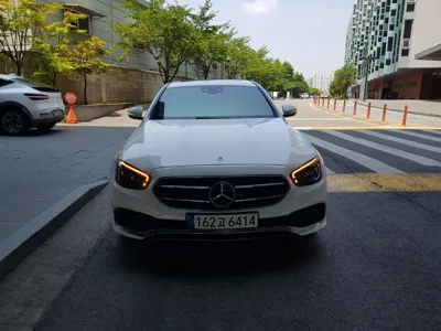 Mercedes-Benz E-Class · 2021 год