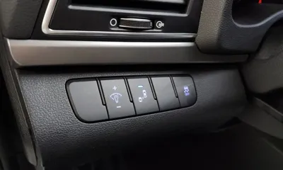 Hyundai Avante 2018, 65972 км, за 11800000 KRW - фото 14