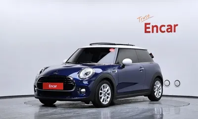 MINI Cooper · 2018 год