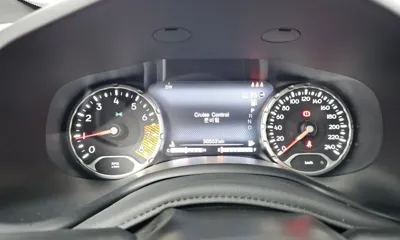 Jeep Renegade 2021, 36553 км, за 17000000 KRW - фото 8