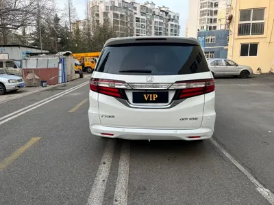 Honda Odyssey 2015, 90000 км, за 62800 CNY - фото 5