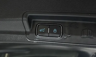 Ford Explorer 2020, 48053 км, за 27990000 KRW - фото 33
