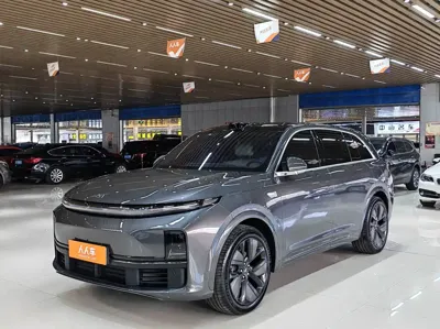 Li Auto Li L7 · 2024 год