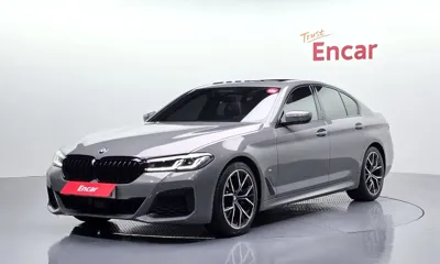 BMW 5-Series · 2022 год