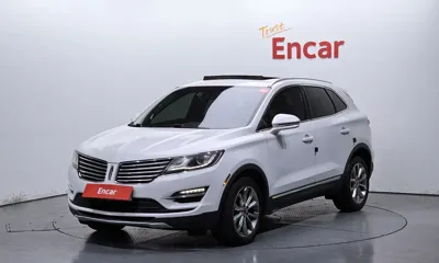 Lincoln MKC · 2015 год