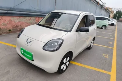 Wuling Hongguang MINIEV 2025, 10600 км, за 48211.2 CNY - фото 1