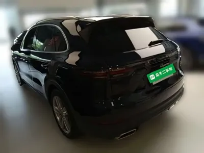 Porsche Cayenne Hybrid 2021, 93699 км, за 315300 CNY - фото 9