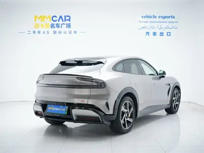 Xiaomi 小米YU7 2025, 9000 км, за 272800 CNY