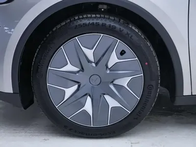 Tesla Model Y L 2026, 7000 км, за 295000 CNY - фото 7