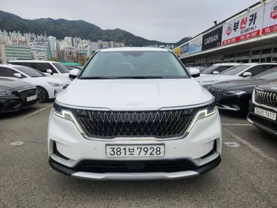 Kia Canival · 2023 год
