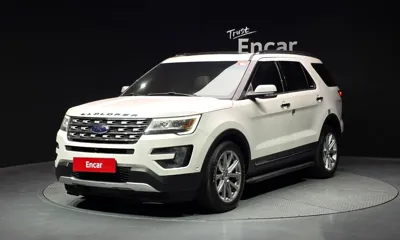 Ford Explorer · 2016 год