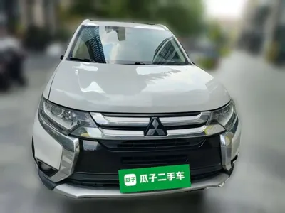 Mitsubishi Outlander 2018, 152900 км, за 42900 CNY - фото 24