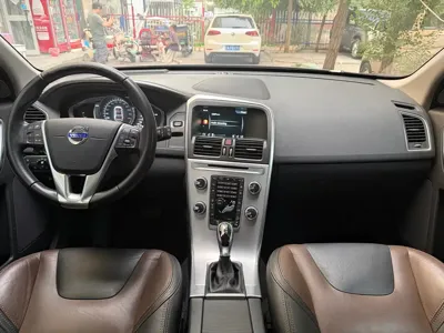 Volvo XC60 2016, 112000 км, за 53500 CNY - фото 6