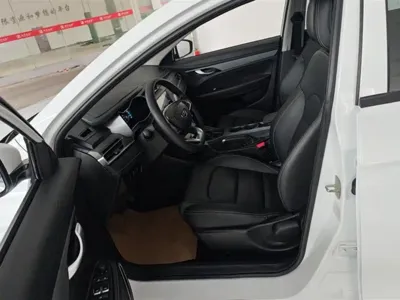 Geely Emgrand 2021, 29200 км, за 36300 CNY - фото 9