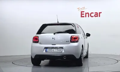 Citroen-DS DS3 2017, 49040 км, за 7990000 KRW