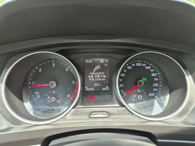 Volkswagen Tiguan 2018, 102800 км, за 18500000 KRW - фото 5