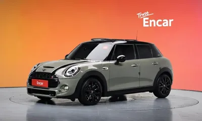 MINI Cooper · 2019 год