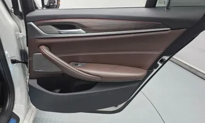 BMW 5-Series 2020, 128626 км, за 24400000 KRW - фото 33