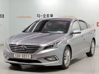Hyundai Sonata · 2015 год