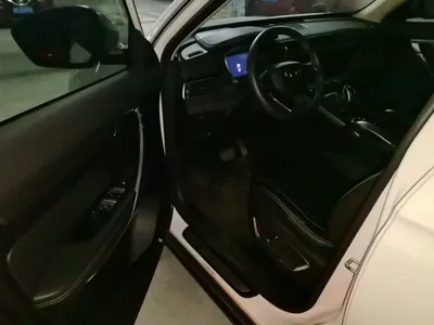 Geely Auto Emgrand X7 Sport 2020, 70800 км, за 52910.42 CNY - фото 13