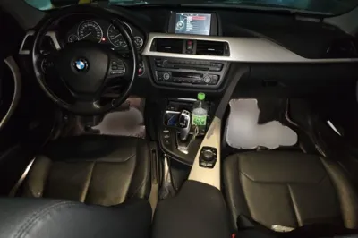 BMW 3 Series 2015, 128700 км, за 61311.14 CNY - фото 18