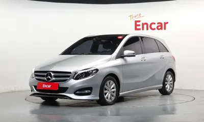 Mercedes-Benz B-Class · 2015 год