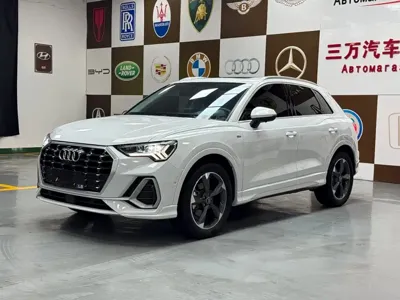Audi Q3 · 2022 год
