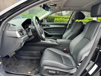 Honda Accord 2022, 52000 км, за 88800 CNY