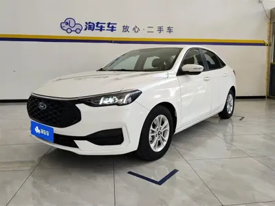 Ford Escort · 2022 год