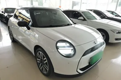 MINI Electric MINI COOPER 2025, 8800 км, за 150643 CNY - фото 3