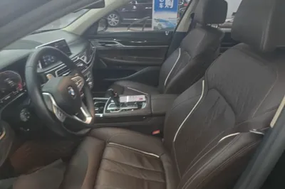 BMW 7 Series 2019, 121000 км, за 272882.11 CNY - фото 23