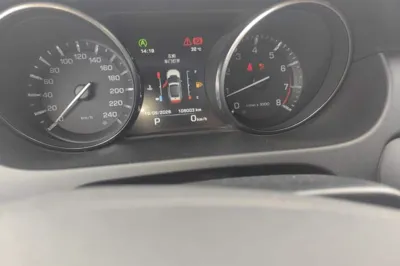 Land Rover Discovery Sport 2016, 108000 км, за 76943.96 CNY - фото 11
