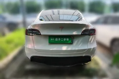 Tesla Model Y 2023, 36400 км, за 206967.93 CNY