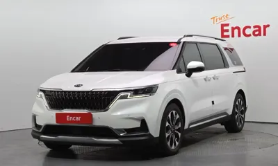 Kia Canival · 2021 год