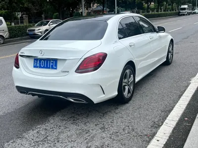 Mercedes-Benz C-Class 2019, 90000 км, за 106800 CNY