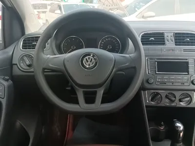 Volkswagen Polo 2014, 69400 км, за 42242.92 CNY - фото 14