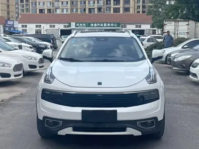 Lynk & Co 01 2020, 60000 км, за 56800 CNY
