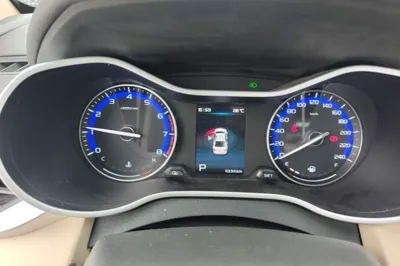 Geely Auto Emgrand 2018, 113300 км, за 32851.95 CNY - фото 19