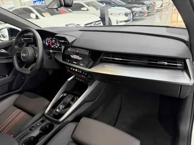 Audi A3 2022, 45800 км, за 155000 CNY - фото 18