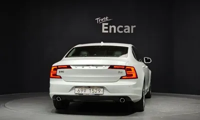 Volvo S90 2018, 204203 км, за 13900000 KRW