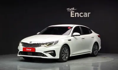 Kia K5 · 2019 год