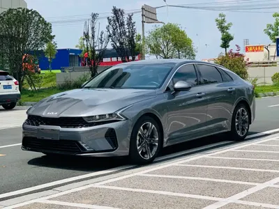 Kia K5 · 2022 год
